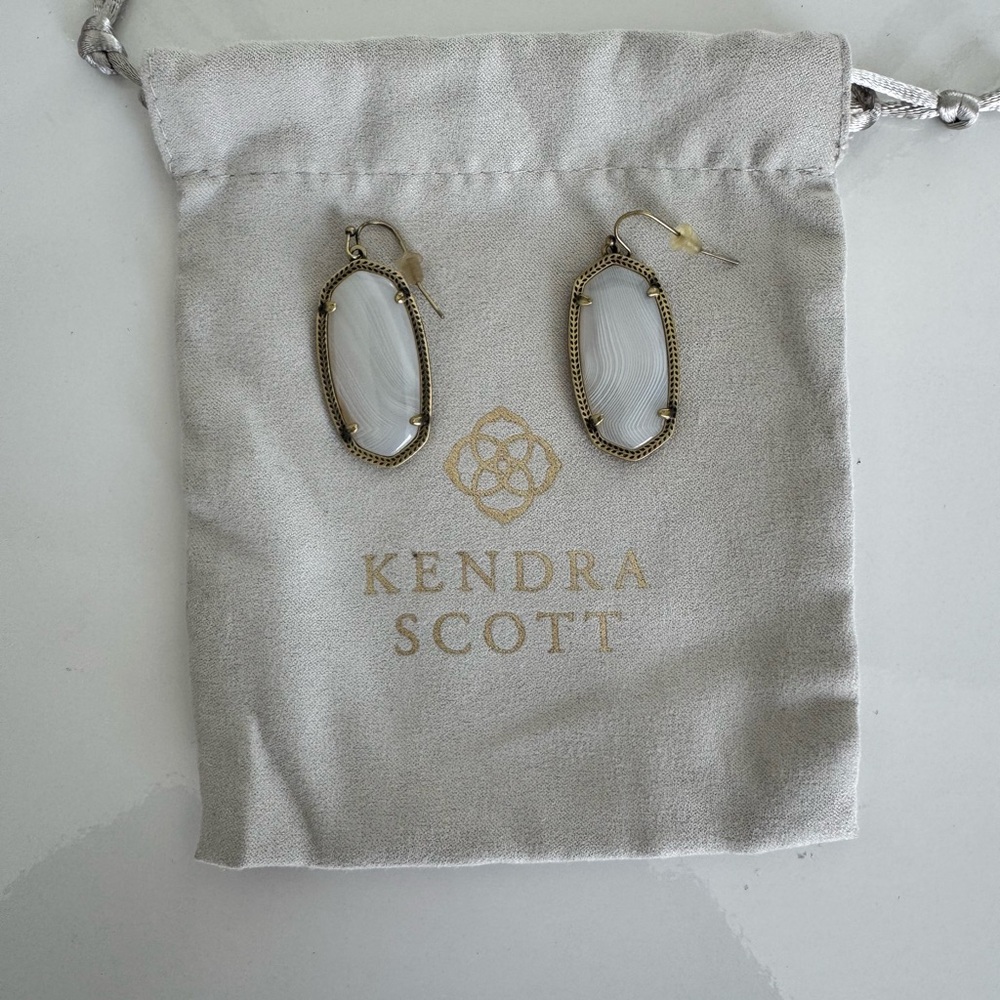 Kendra Scott Gold and Cream Drop Earrings